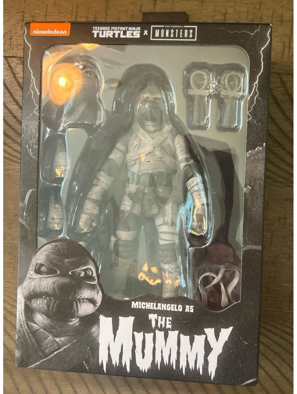 NEW NECA TMNT x Universal Monsters Michelangelo as The Mummy Figure NIB